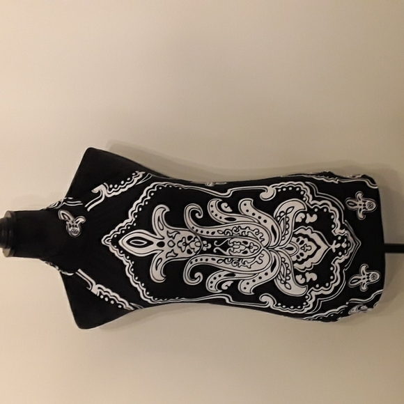 Black and white halter top White House Black Market XS - Picture 2 of 6